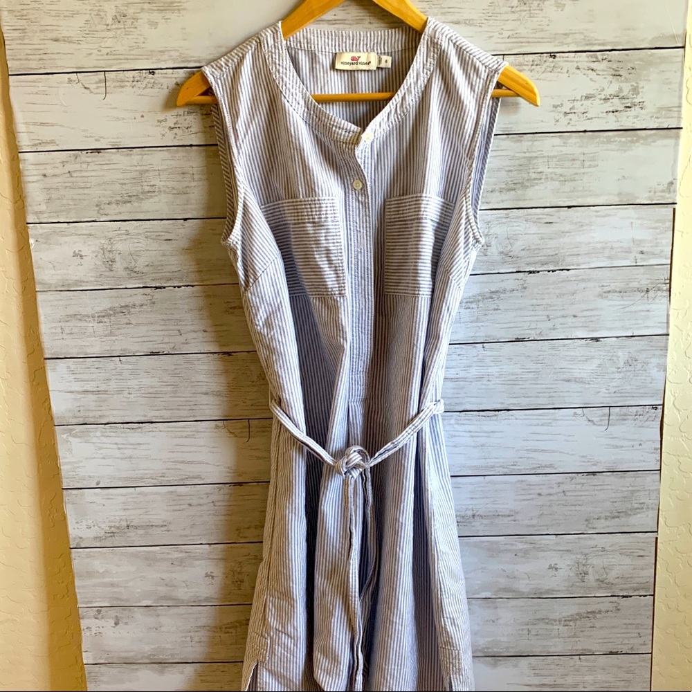 Vineyard Vines Sleeveless striped, belted, gray/blue/white dress - size 6